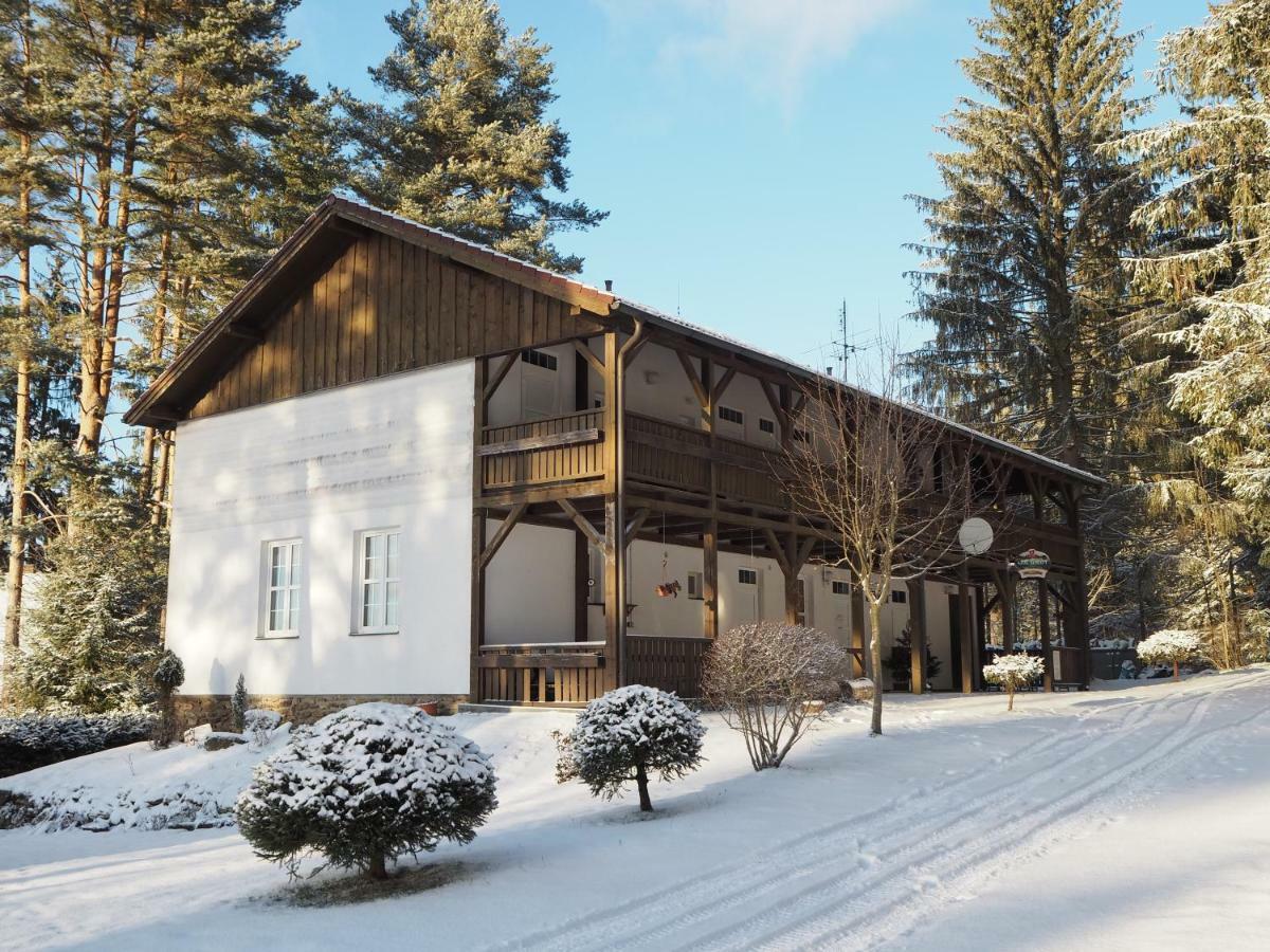 Lojzovy Paseky Hotel Frymburk Bagian luar foto